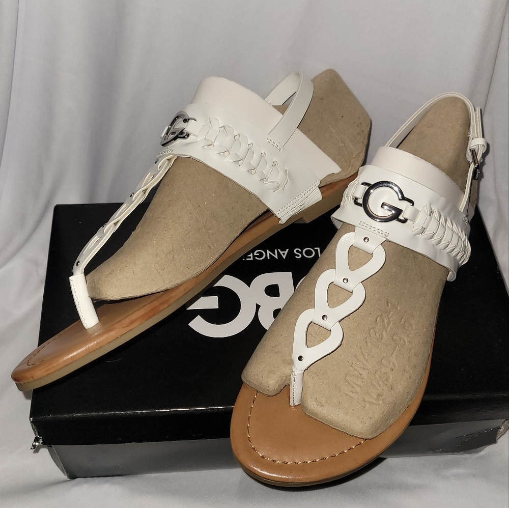 GBG Los Angeles Slingback Sandals Lovey White 8M Manmade Faux Leather